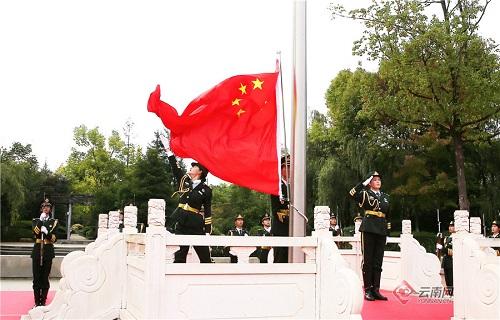 让爱“栖西”