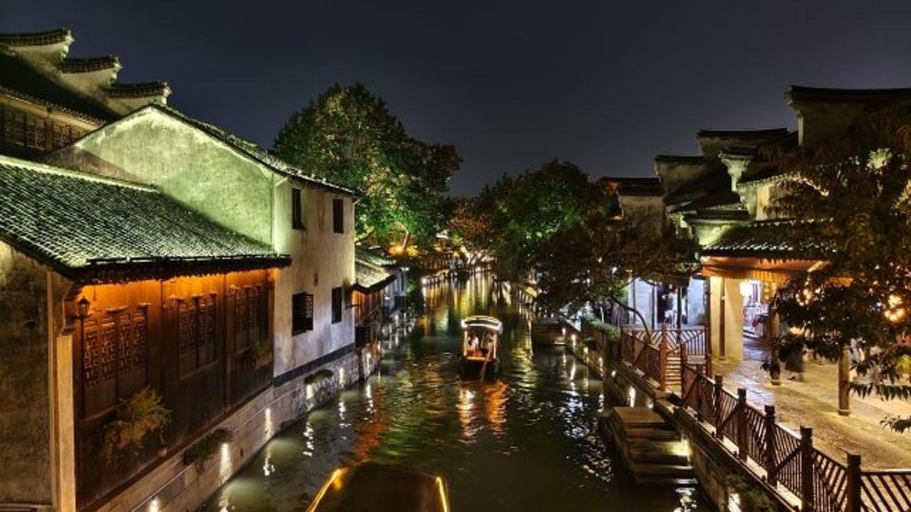 篮球运动员营救